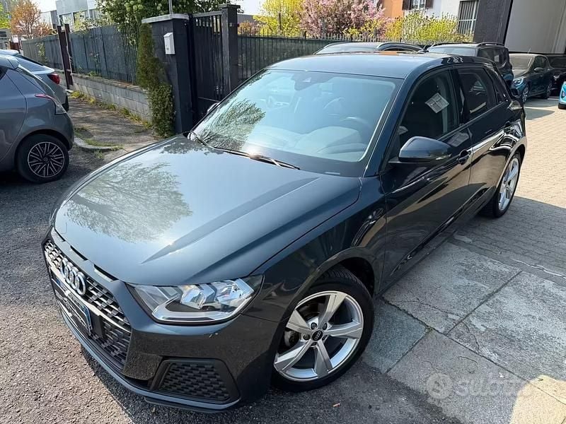 Usata Audi A1 Admired 95 CV (69 kW) 2021 Grigio SUV