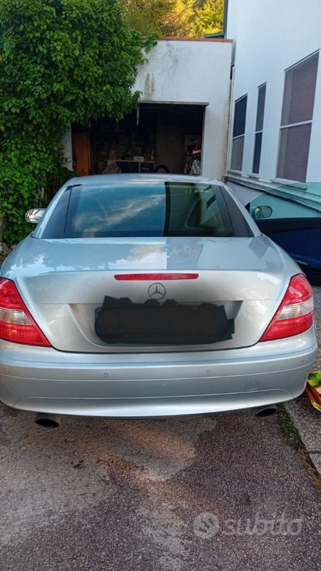 Usata Mercedes SLK200 163 CV (119 kW) 2004 Grigio Cabrio