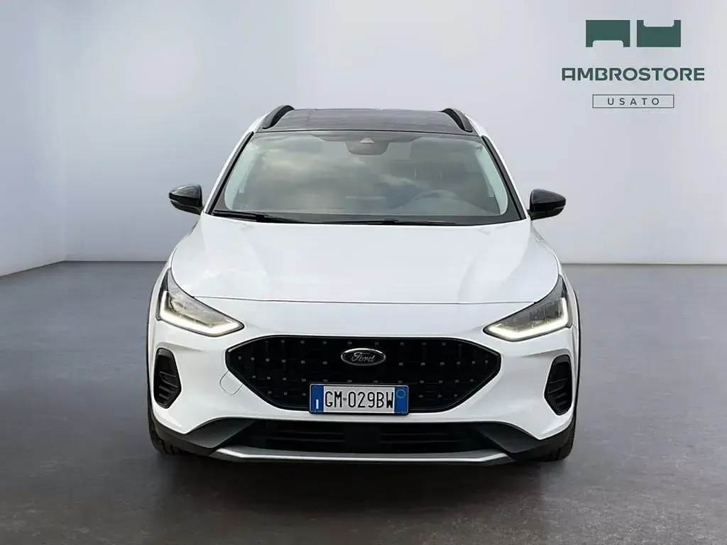 Usata Ford Focus Active 125 CV (91 kW) 2023 Frozen white SUV