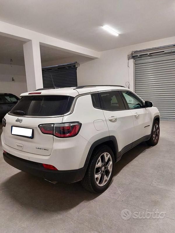 Usata Jeep Compass 120 CV (88 kW) 2017 Bianco SUV
