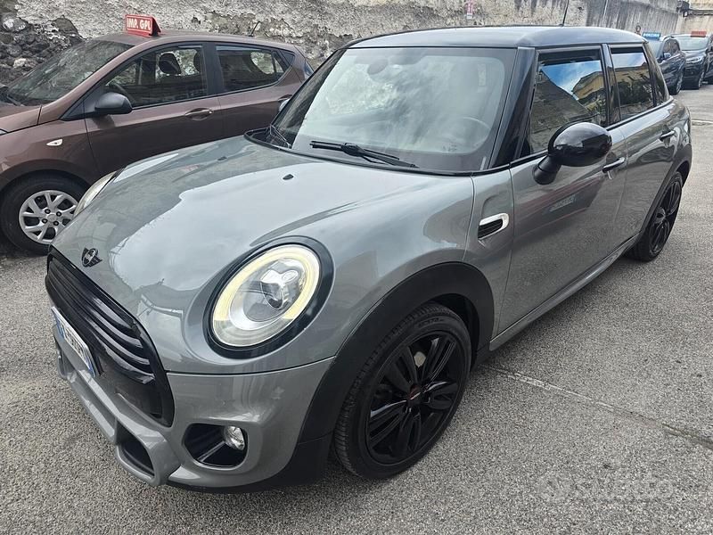 Usata Mini John Cooper Works Hype 115 CV (84 kW) 2017 Grigio Utilitaria