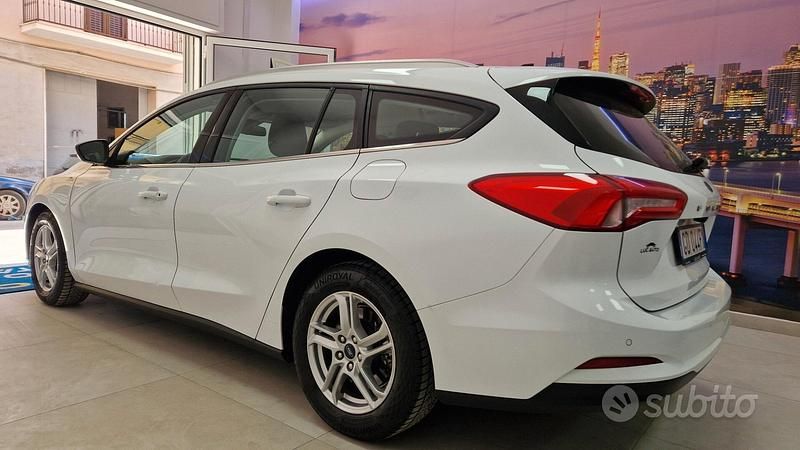 Usata Ford Focus Business Edition 120 CV (88 kW) 2020 Bianco Station wagon