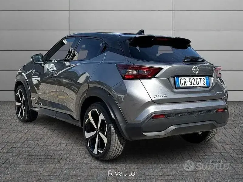 Usata Nissan Juke Tekna 143 CV (105 kW) 2023 Grigio scuro SUV