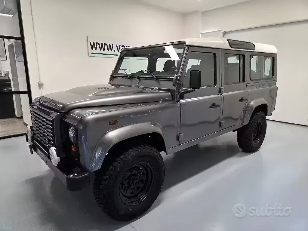 Usata Land Rover Defender 122 CV (89 kW) 2008 SUV