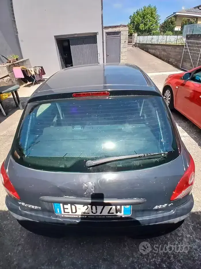 Usata Peugeot 206 60 CV (44 kW) 2010 Nero Berlina
