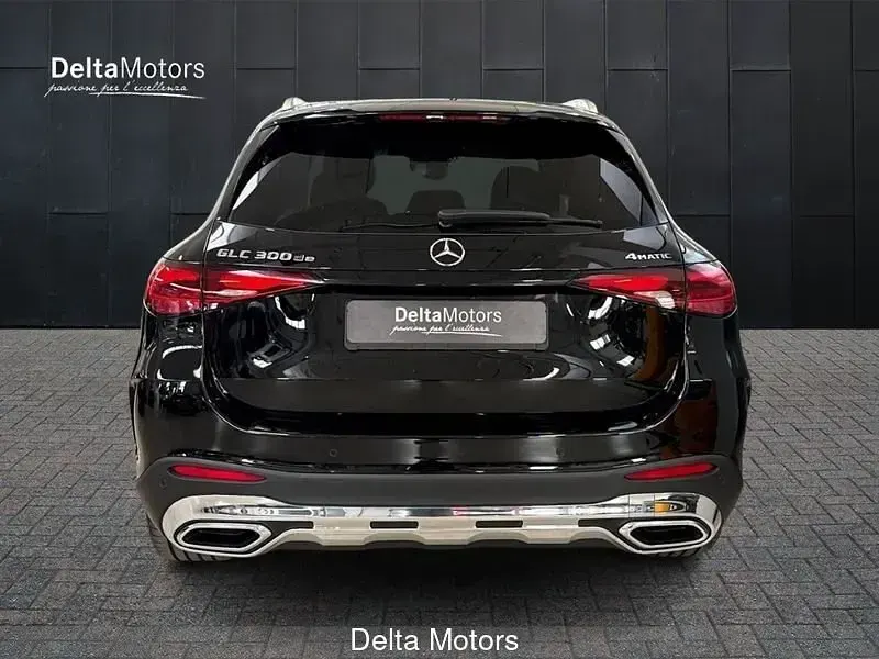 Nuova Mercedes GLC300e AMG Line Premium 197 CV (144 kW) 2026 Nero SUV