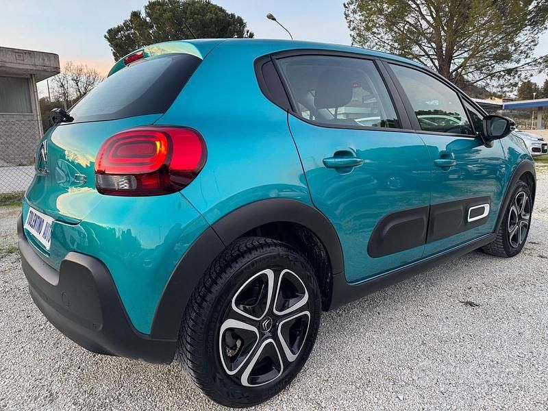 Usata Citroën C3 Shine 101 CV (74 kW) 2022 Blu Utilitaria
