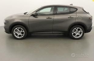 Usata Alfa Romeo Tonale Sprint 190 CV (139 kW) 2024 Grigio vesuvio SUV