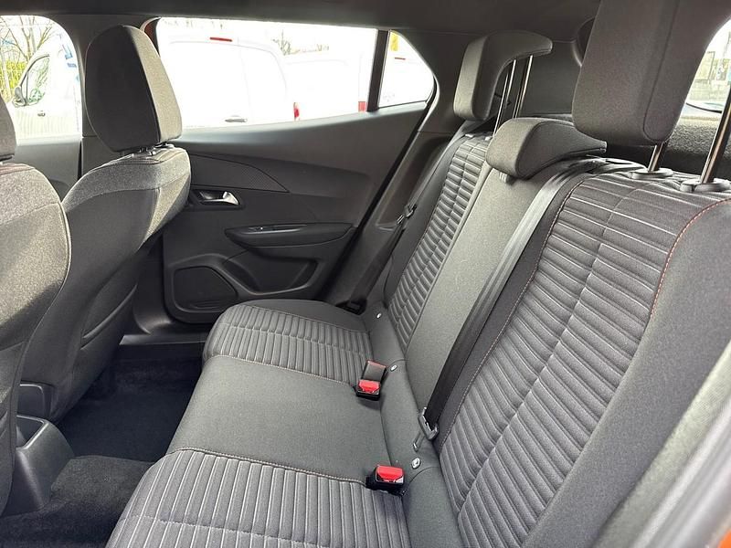 Usata Peugeot 2008 Active 102 CV (75 kW) 2023 Marrone SUV