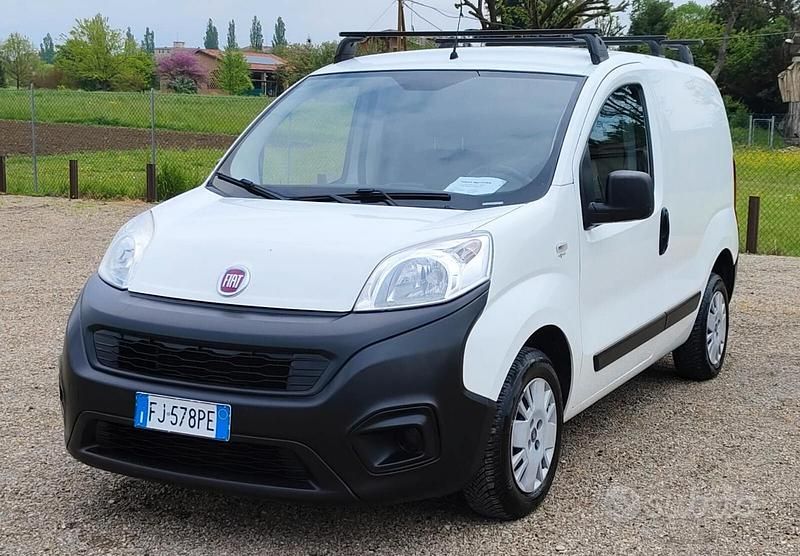 Usata Fiat Fiorino 80 CV (58 kW) 2017 Bianco Monovolume