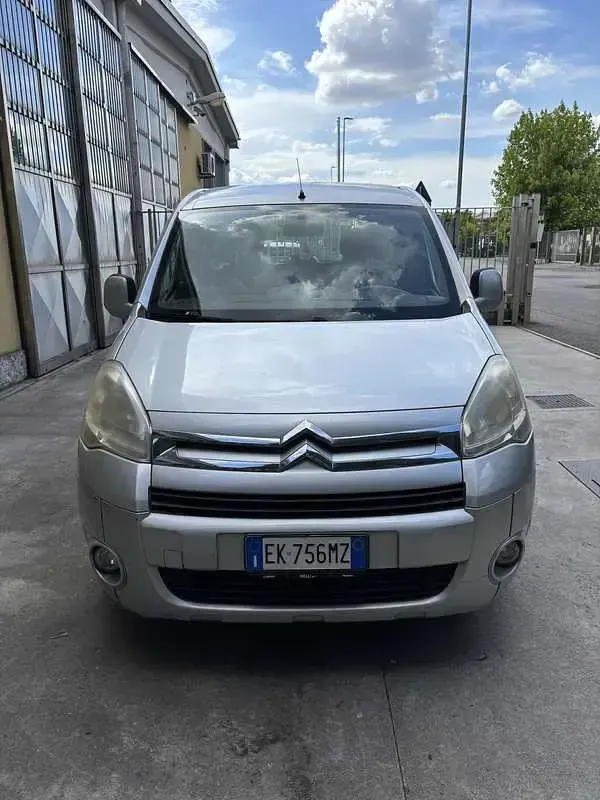 Usata Citroën Berlingo 92 CV (67 kW) 2012 Argento Monovolume