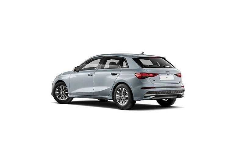 Nuova Audi A3 S-Line 150 CV (110 kW) 2026 Giallo Berlina