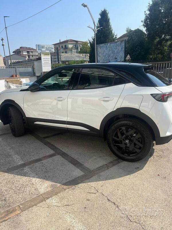 Usata Opel Mokka 131 CV (96 kW) 2023 Bianco SUV