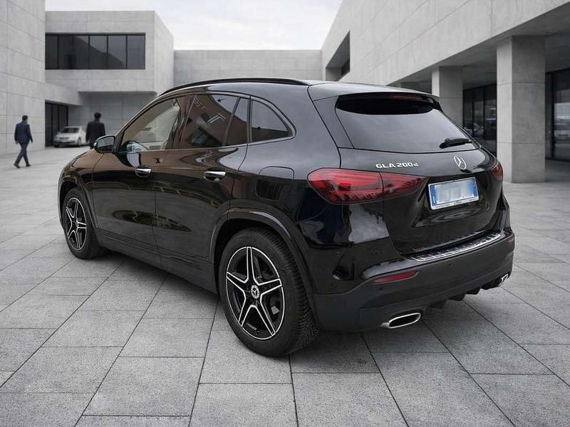 Usata Mercedes GLA200 Advanced Plus 150 CV (110 kW) 2023 Nero SUV