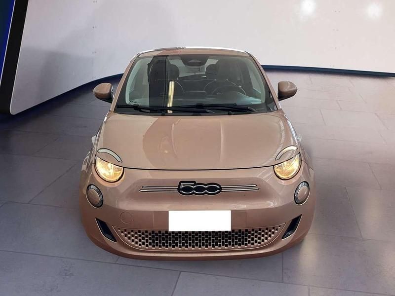 Usata Fiat 500e Passion 86 kW (118 CV) 2021 Other Utilitaria