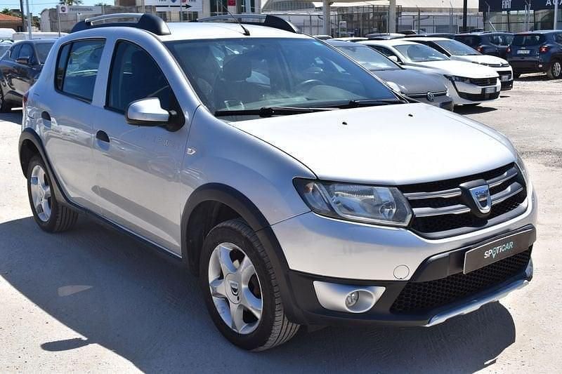 Usata Dacia Sandero Stepway 90 CV (66 kW) 2013 Grigio Utilitaria