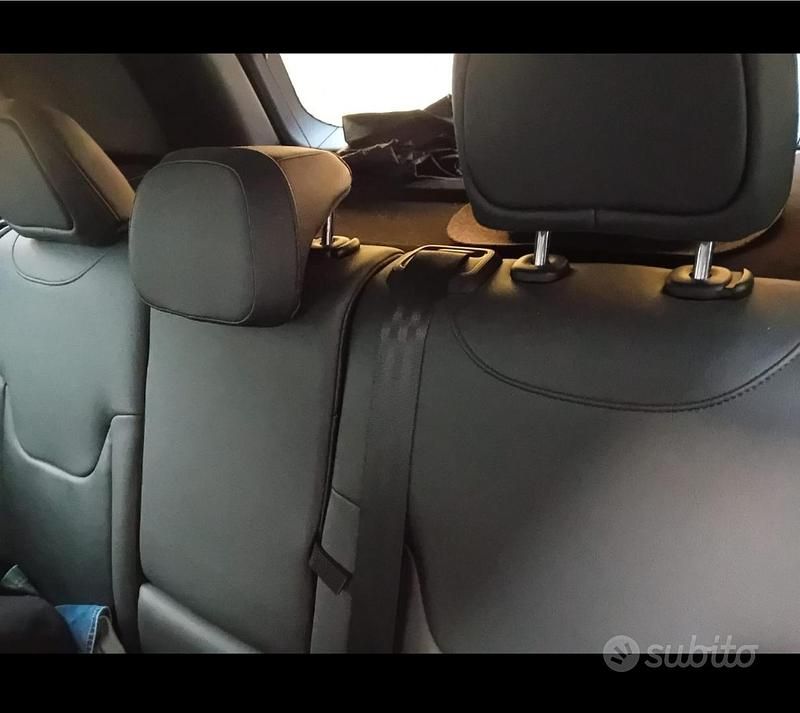 Usata Jeep Renegade 120 CV (88 kW) 2017 Bianco SUV