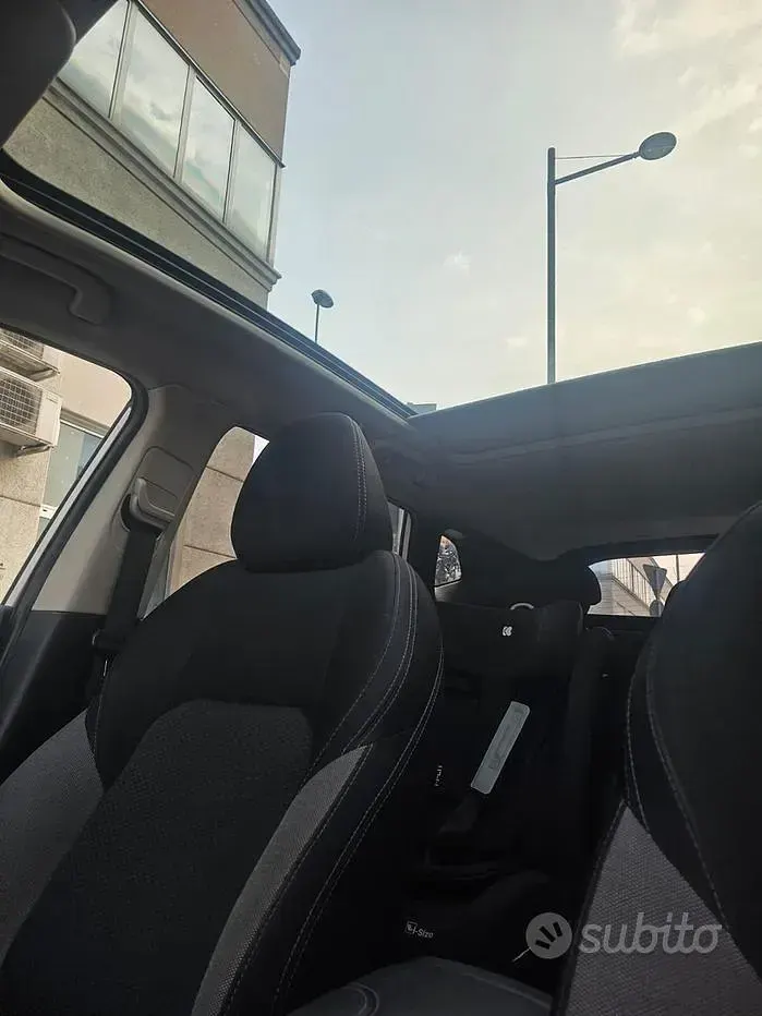 Usata Nissan Qashqai N-Connecta 140 CV (102 kW) 2021 Bianco SUV