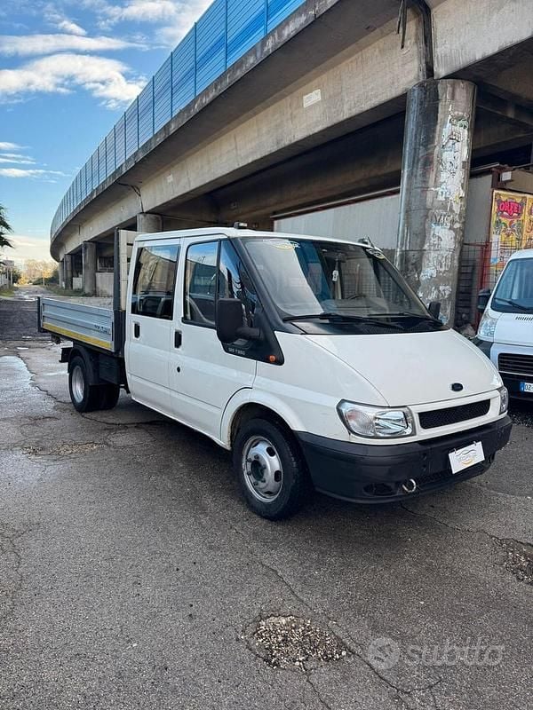 Usata Ford Transit 125 CV (91 kW) 2002 Bianco Berlina