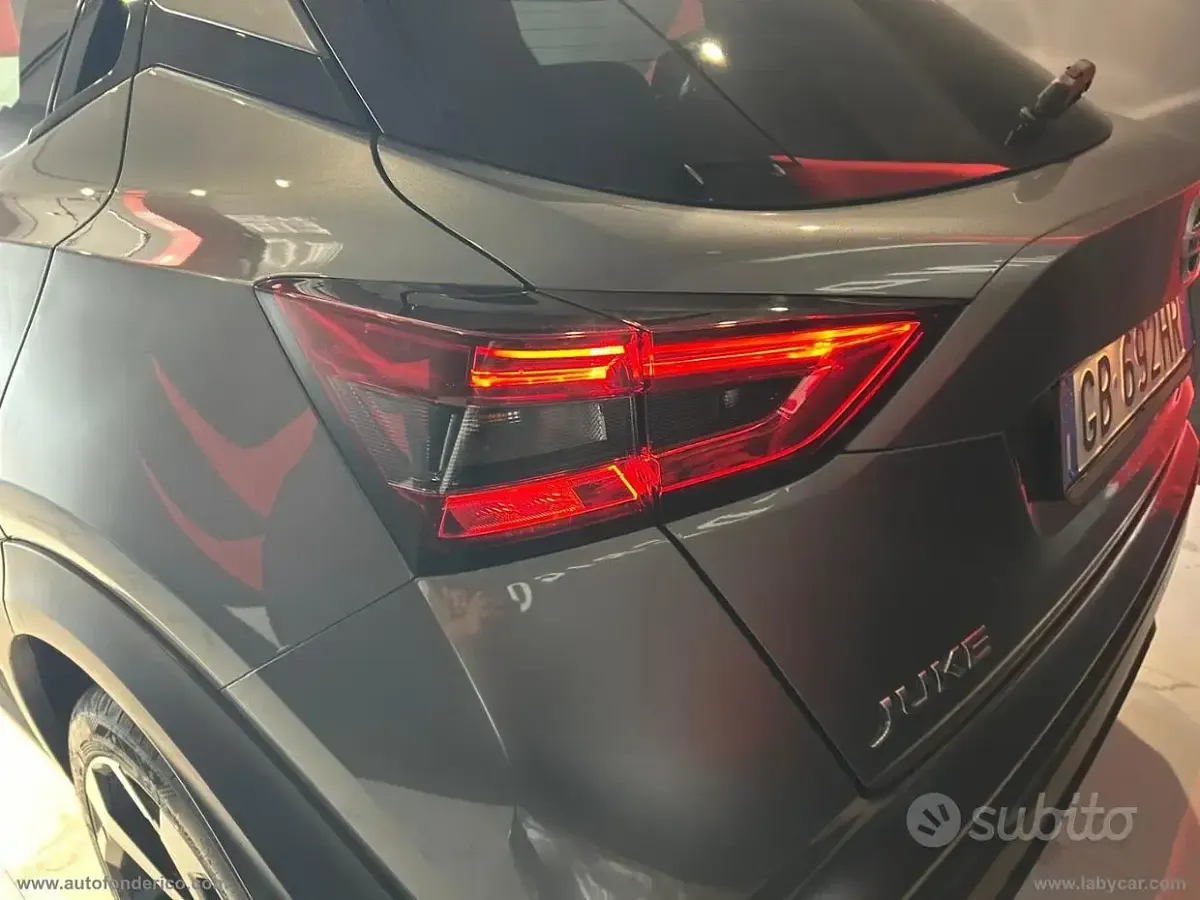 Usata Nissan Juke N-Connecta 117 CV (86 kW) 2020 Grigio SUV