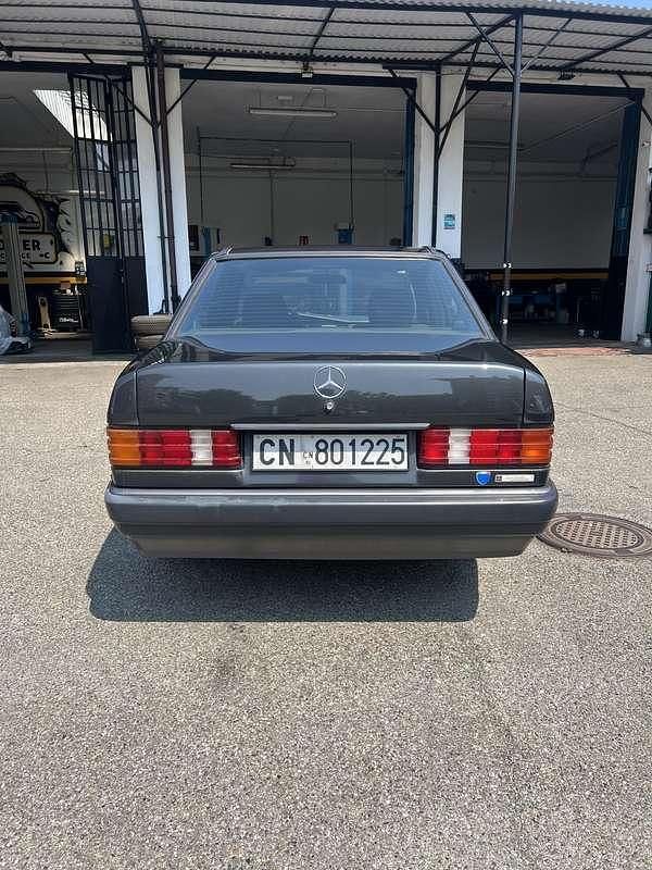 Usata Mercedes 190 109 CV (80 kW) 1991 Berlina