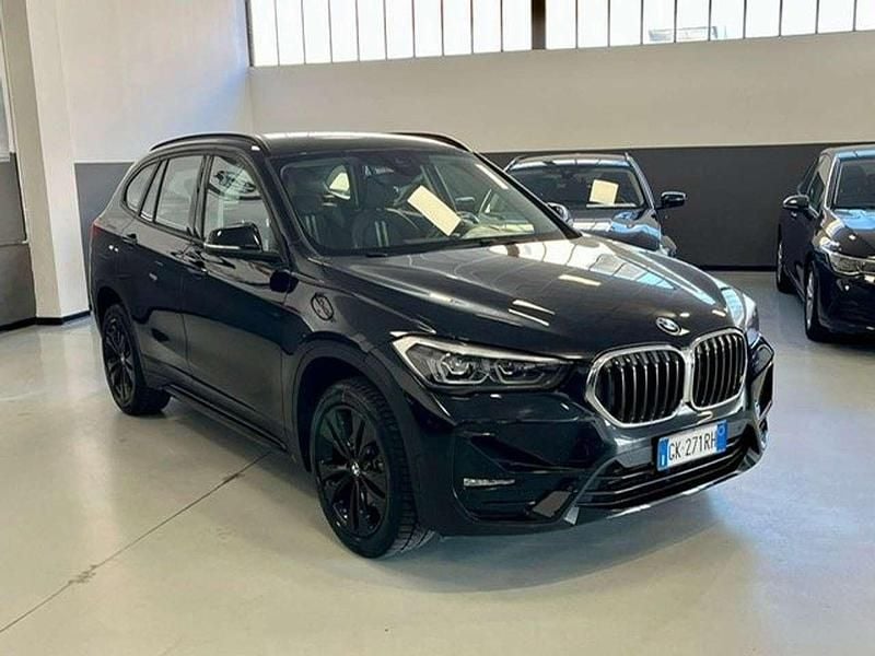 Usado BMW X1 Sport Line 150 CV (110 kW) 2022 Negro SUV