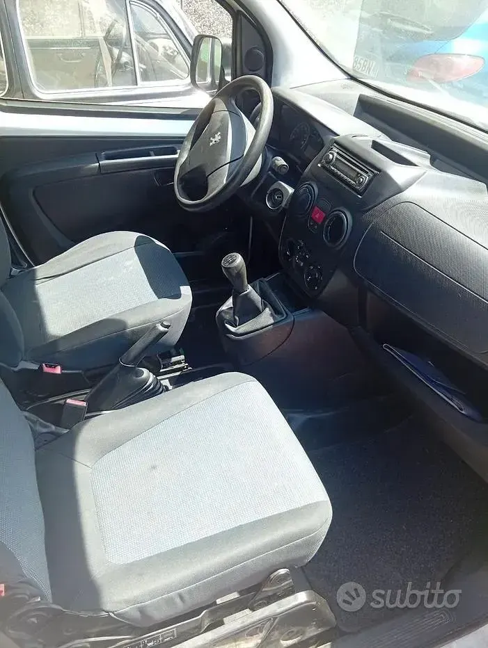 Usata Peugeot Bipper 75 CV (55 kW) 2014 Bianco Monovolume