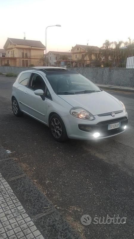 Usata Fiat Punto Evo Dynamic 90 CV (66 kW) 2009 Grigio Utilitaria