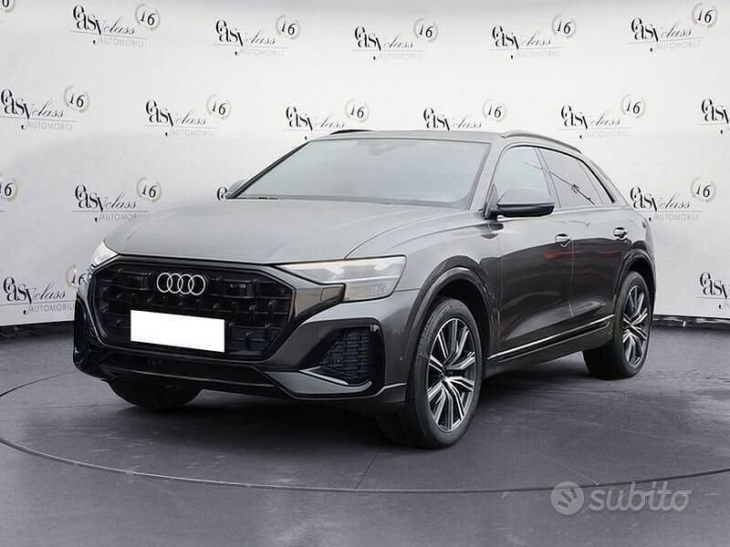 Usata Audi Q8 Comfort 231 CV (169 kW) 2025 Grigio SUV