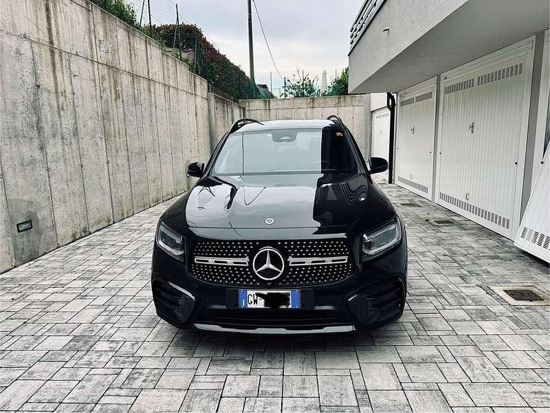 Usata Mercedes GLB200 AMG Line Premium 150 CV (110 kW) 2024 SUV