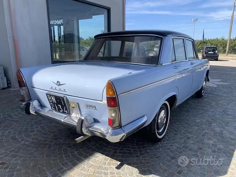 Käytetty Fiat 2100 71 HP (52 kW) 1950 Sininen Sedan