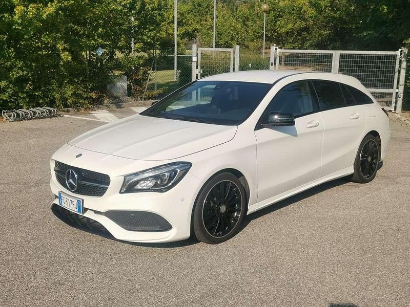 Usata Mercedes CLA200 Shooting Brake Premium 136 CV (100 kW) 2017 Station wagon