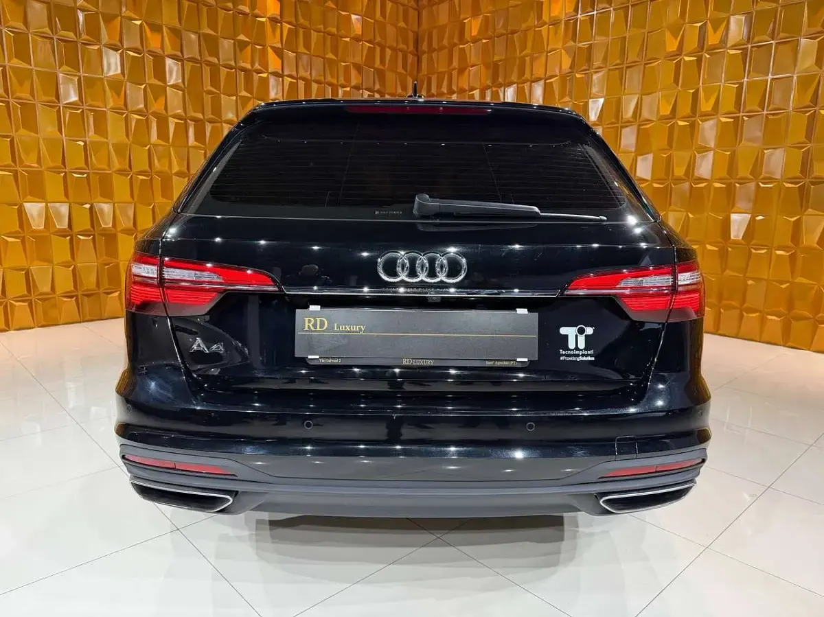 Usata Audi A4 Ambiente 136 CV (100 kW) 2022 Nero Station wagon
