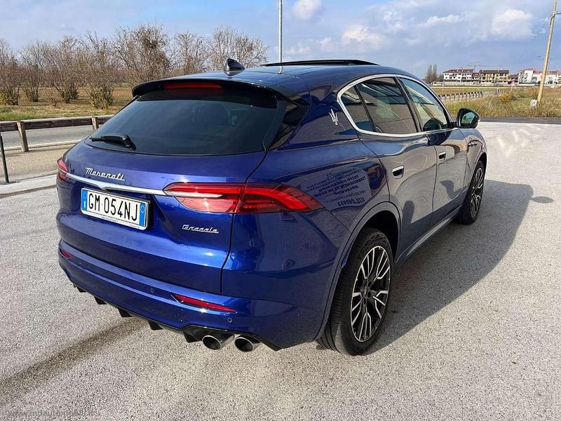 Usata Maserati Grecale GT 300 CV (220 kW) 2023 Blu/azzurro SUV