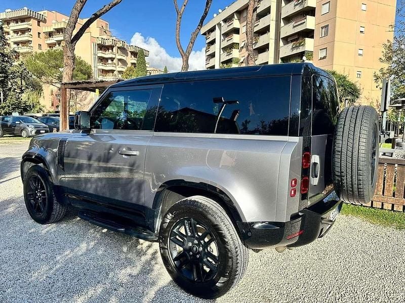 Grigio Usata 2021 Land Rover Defender Dynamic SUV | 51.900 € (Ottimo prezzo) - Immagine 1/4