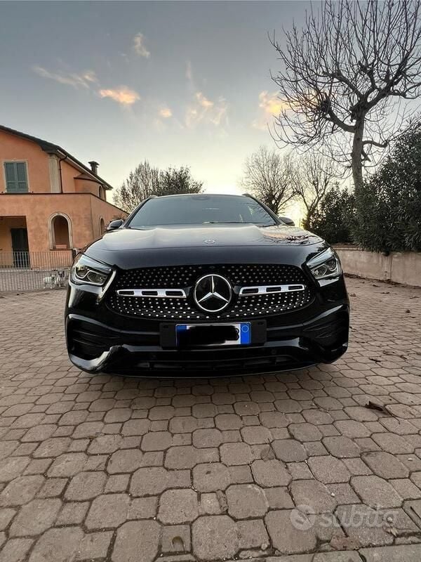 Nero Usata 2022 Mercedes GLA220 Premium SUV | 33.000 € (Ottimo prezzo) - Immagine 1/4