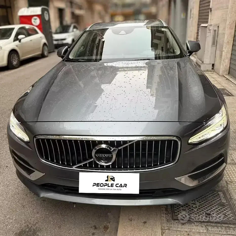 Usata Volvo V90 190 CV (139 kW) 2017 Grigio Station wagon