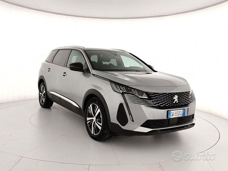 Grigio Usata 2024 Peugeot 5008 Allure SUV | 25.900 € (Ottimo prezzo) - Immagine 1/4