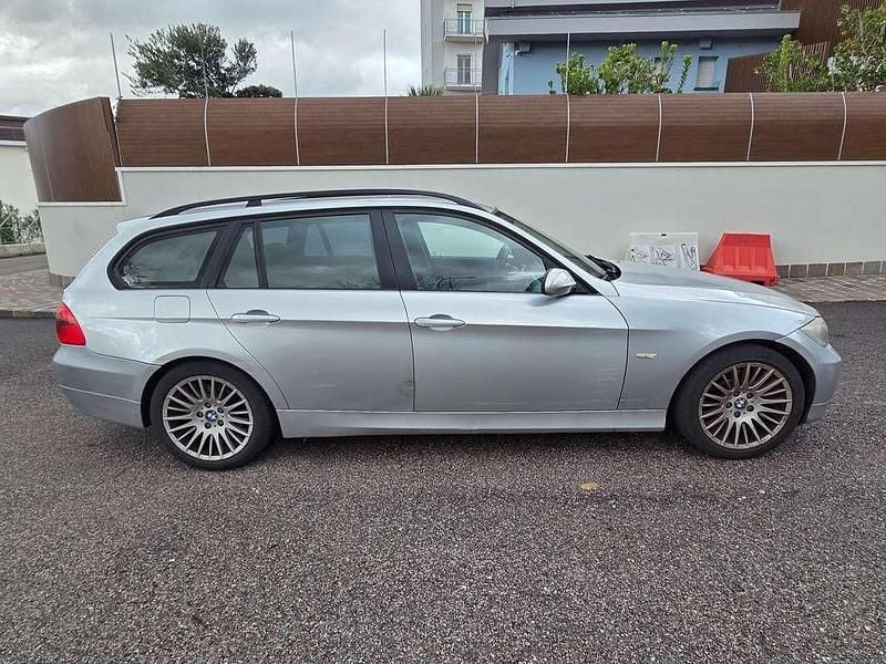 Usata BMW 320 M Sport 177 CV (130 kW) 2008 Grigio Station wagon