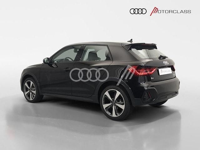 Usata Audi A1 Ambiente 116 CV (85 kW) 2024 Nero mito metallizzato grigio Utilitaria