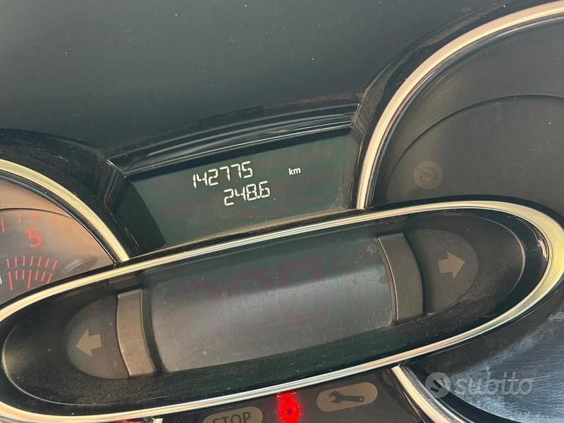 Usata Renault Clio IV 75 CV (55 kW) 2017 Grigio Berlina