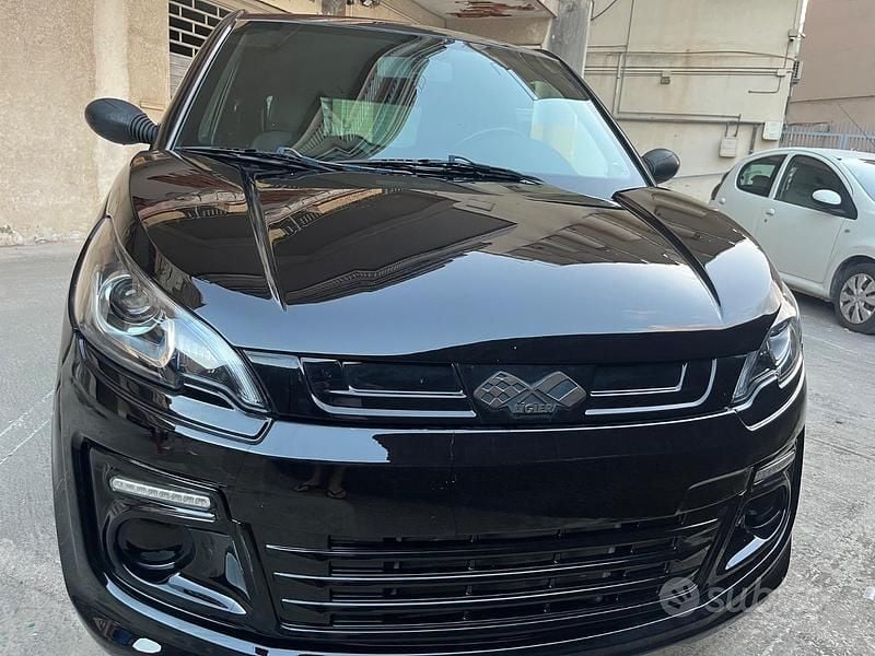 Nero Usata 2021 Ligier JS50 Due volumi | 9500 € (Ottimo prezzo) - Immagine 1/4