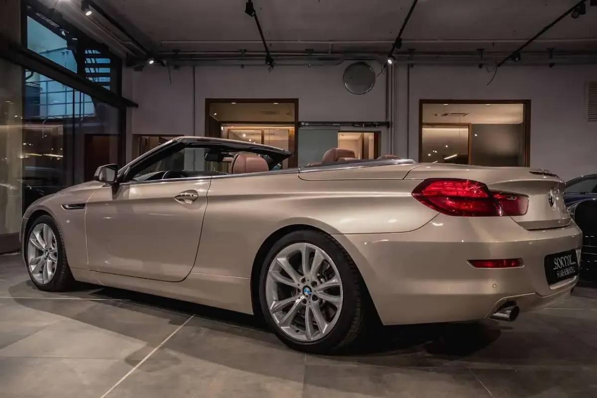 Usata BMW 640 Cabriolet 320 CV (235 kW) 2013 Argento Cabrio
