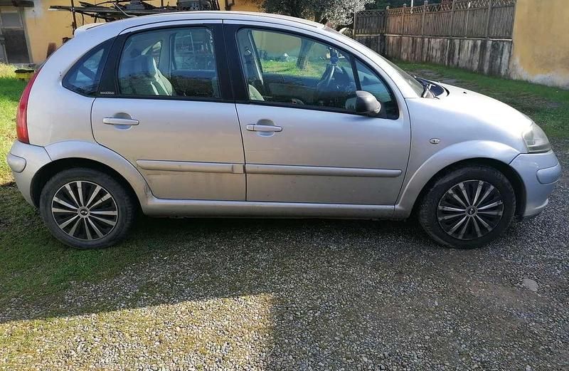 Usata Citroën C3 Exclusive 68 CV (50 kW) 2005 Berlina