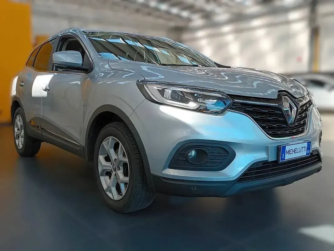 Usata Renault Kadjar 116 CV (85 kW) 2021 Argento SUV