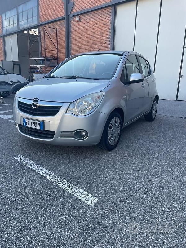 Usata Opel Agila Enjoy 65 CV (47 kW) 2010 Grigio Monovolume