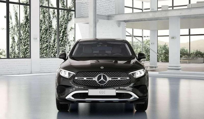 Nuova Mercedes GLC300 197 CV (144 kW) 2026 Nero ossidiana Coupé