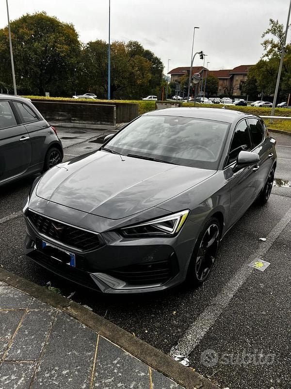 Usata Cupra Leon 150 CV (110 kW) 2023 Grigio Berlina