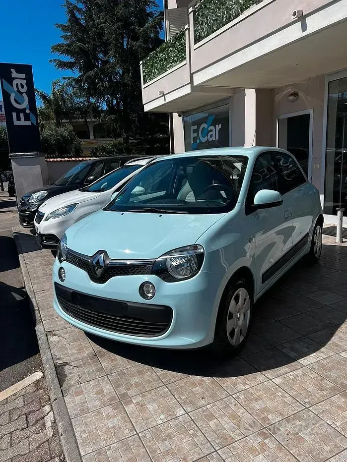 Usata Renault Twingo SE 69 CV (50 kW) 2015 Blu Utilitaria