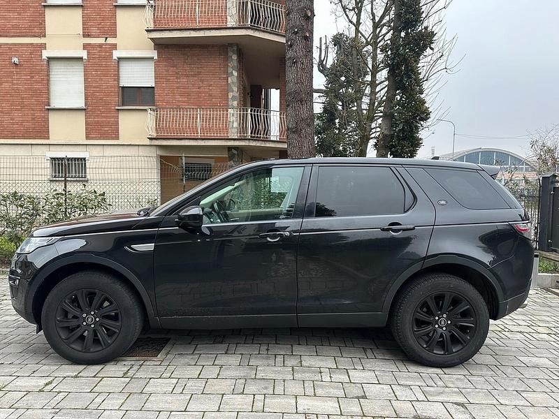 Usata Land Rover Discovery Sport HSE 180 CV (132 kW) 2016 Nero SUV